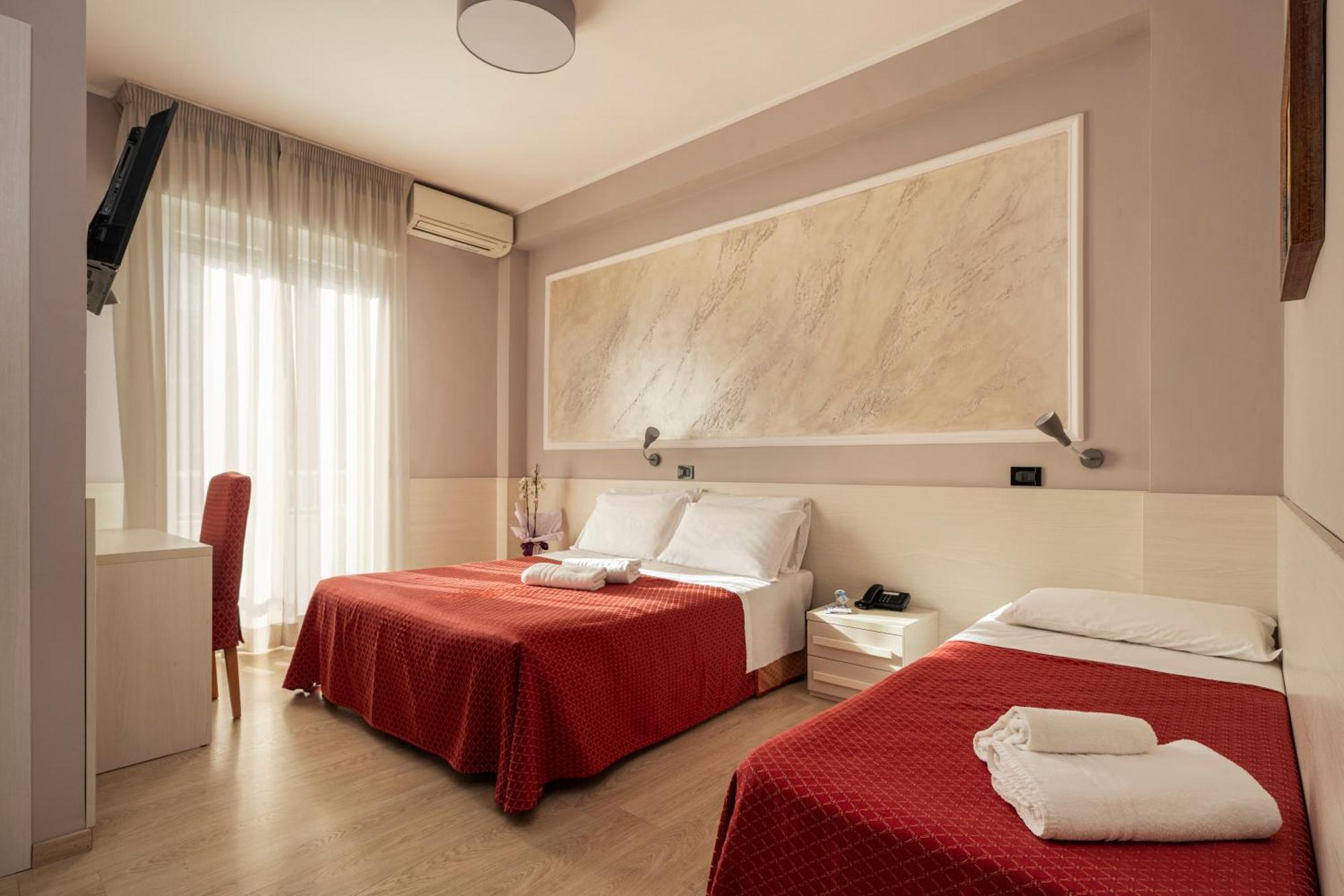Hotel Mondial Porto Recanati Exterior foto