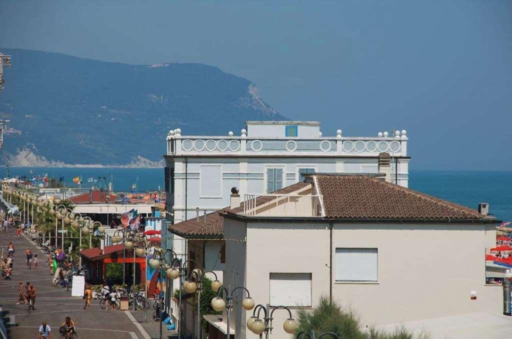 Hotel Mondial Porto Recanati Cameră foto